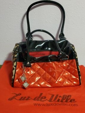 Lux de Ville Red Sparkle Quilted with Black Handles and Leopard Trim